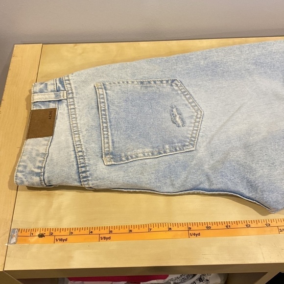 Aeropostale • high rise, wide leg destroyed denim jeans - Picture 12 of 14